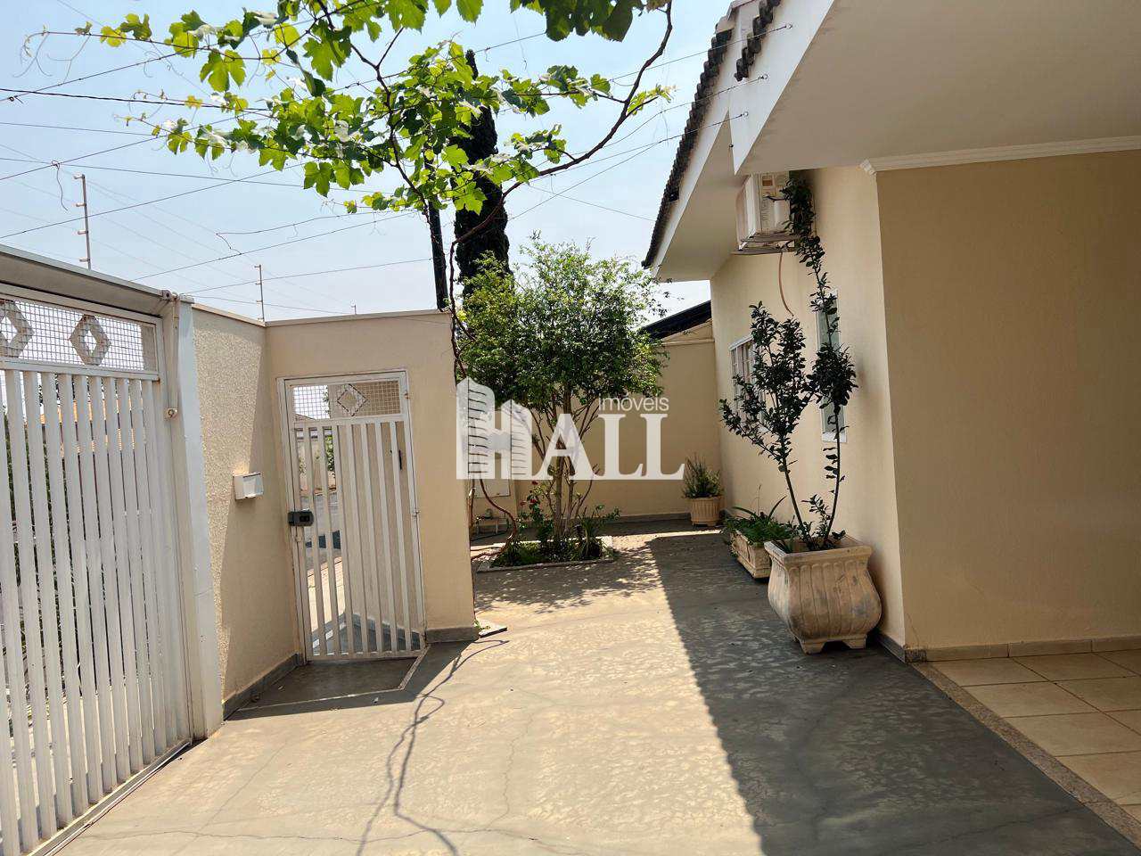 Casa à venda com 3 quartos, 228m² - Foto 21