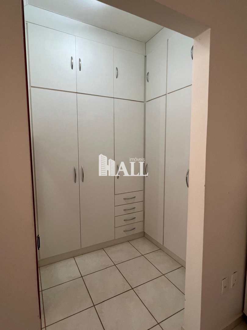 Casa à venda com 3 quartos, 228m² - Foto 12