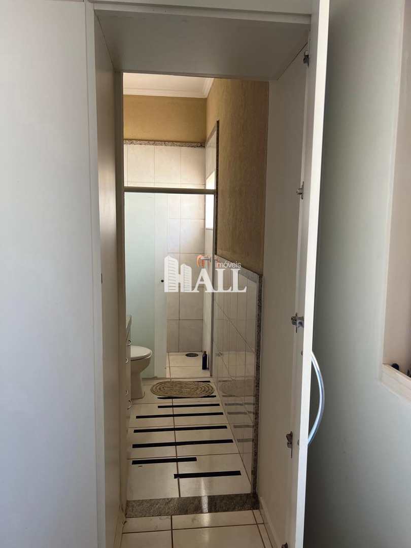 Casa à venda com 3 quartos, 228m² - Foto 15