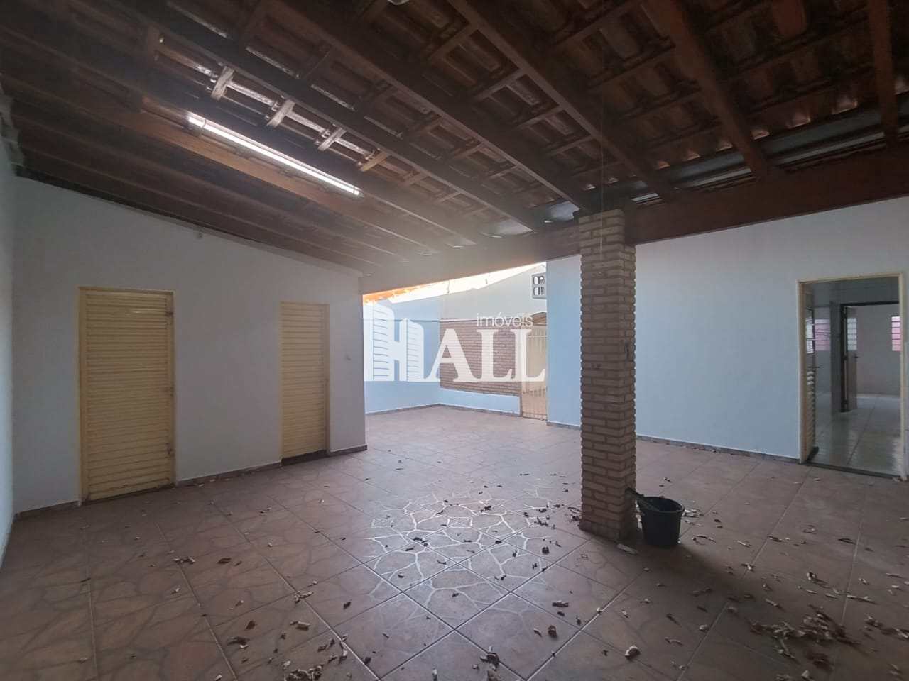 Casa à venda com 2 quartos, 130m² - Foto 8