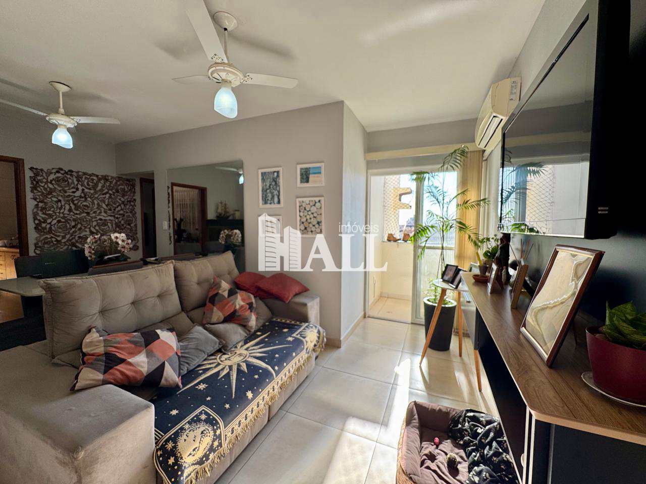 Apartamento à venda com 2 quartos, 95m² - Foto 1
