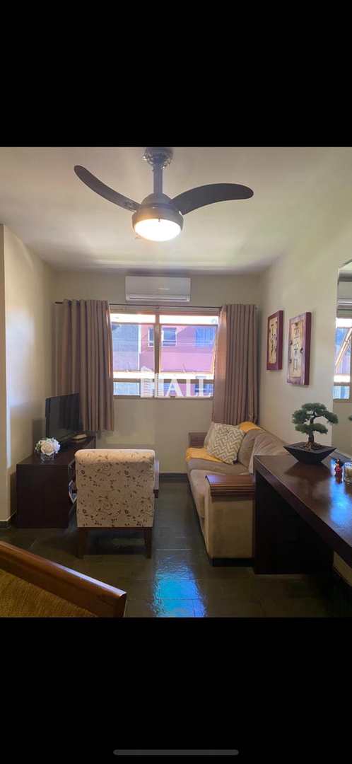 Apartamento à venda com 2 quartos, 70m² - Foto 1