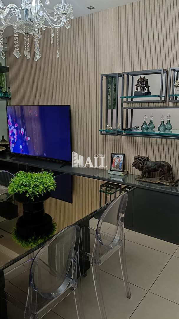 Apartamento à venda com 2 quartos, 60m² - Foto 1
