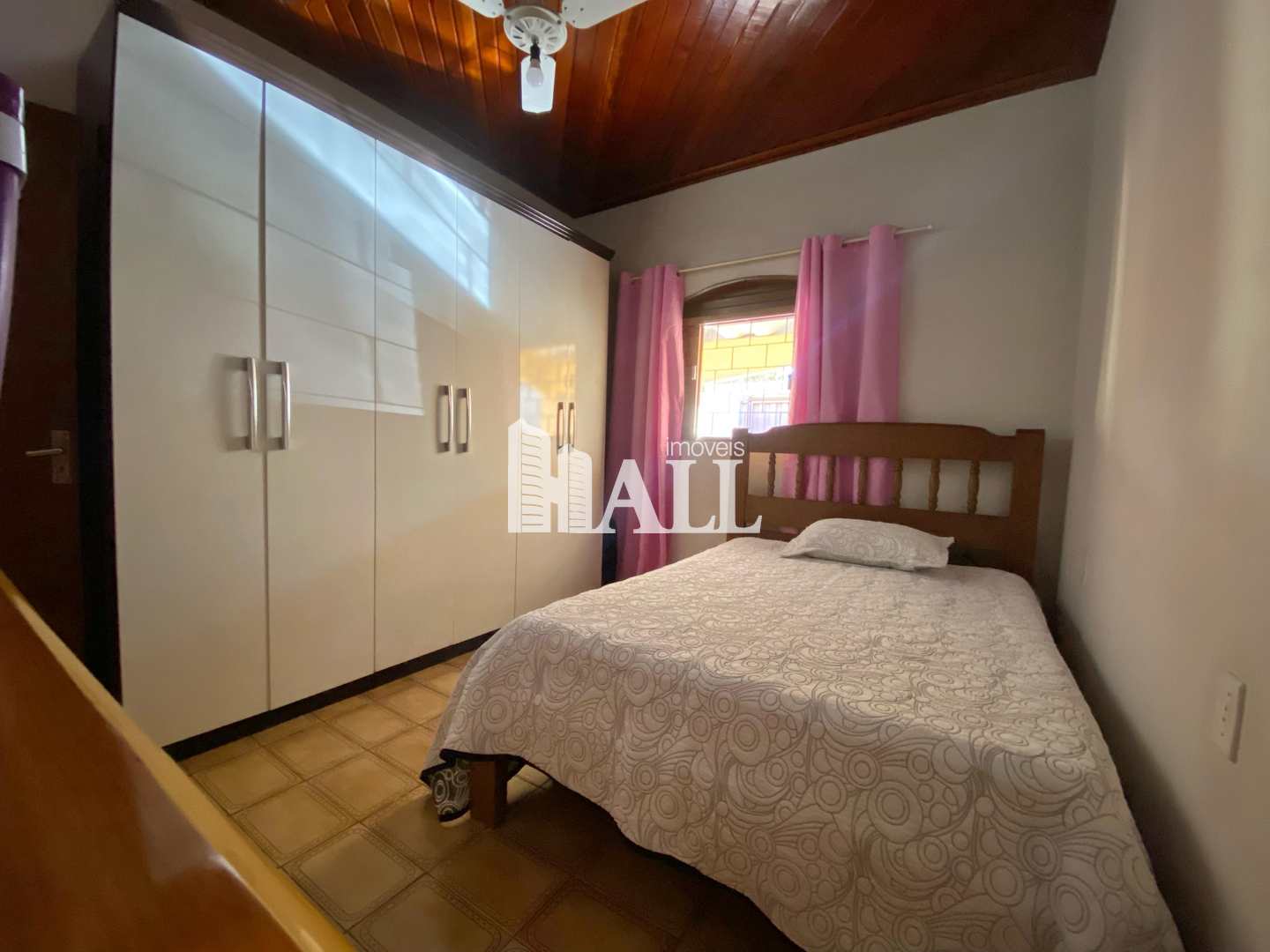 Casa à venda com 2 quartos, 270m² - Foto 8