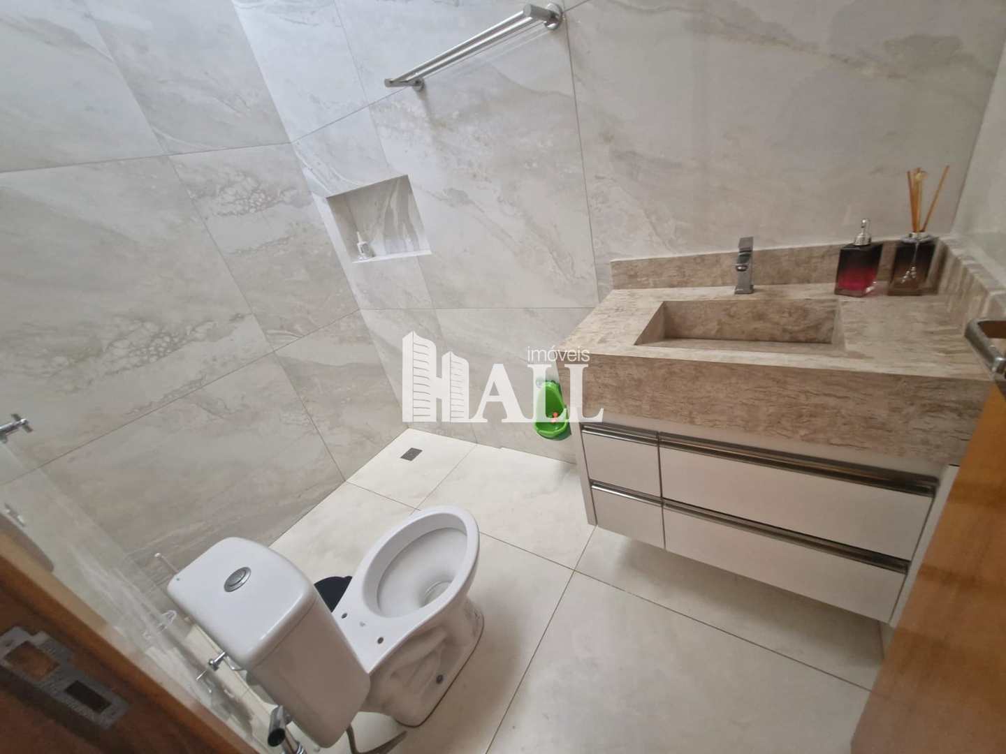 Casa à venda com 3 quartos, 77m² - Foto 12
