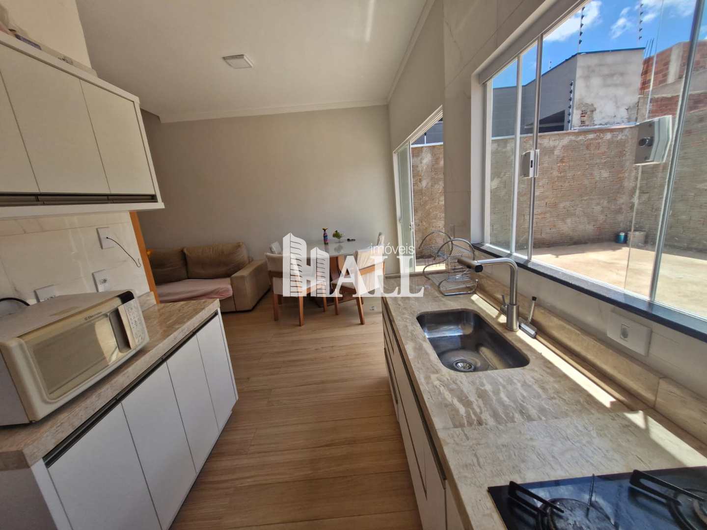Casa à venda com 3 quartos, 77m² - Foto 3