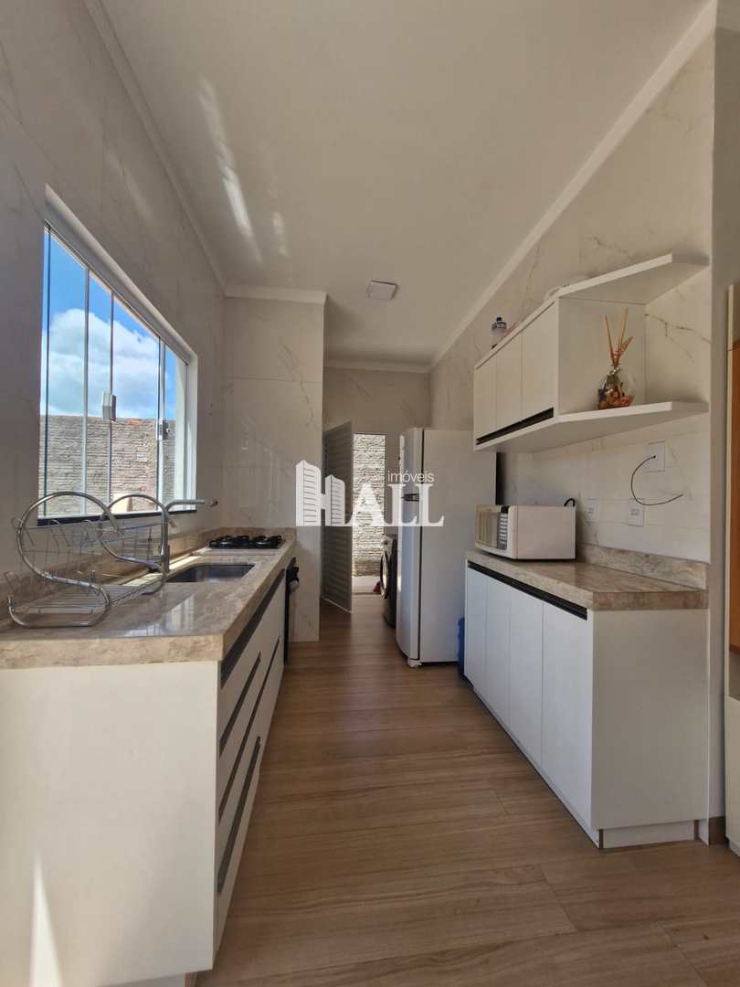 Casa à venda com 3 quartos, 77m² - Foto 8