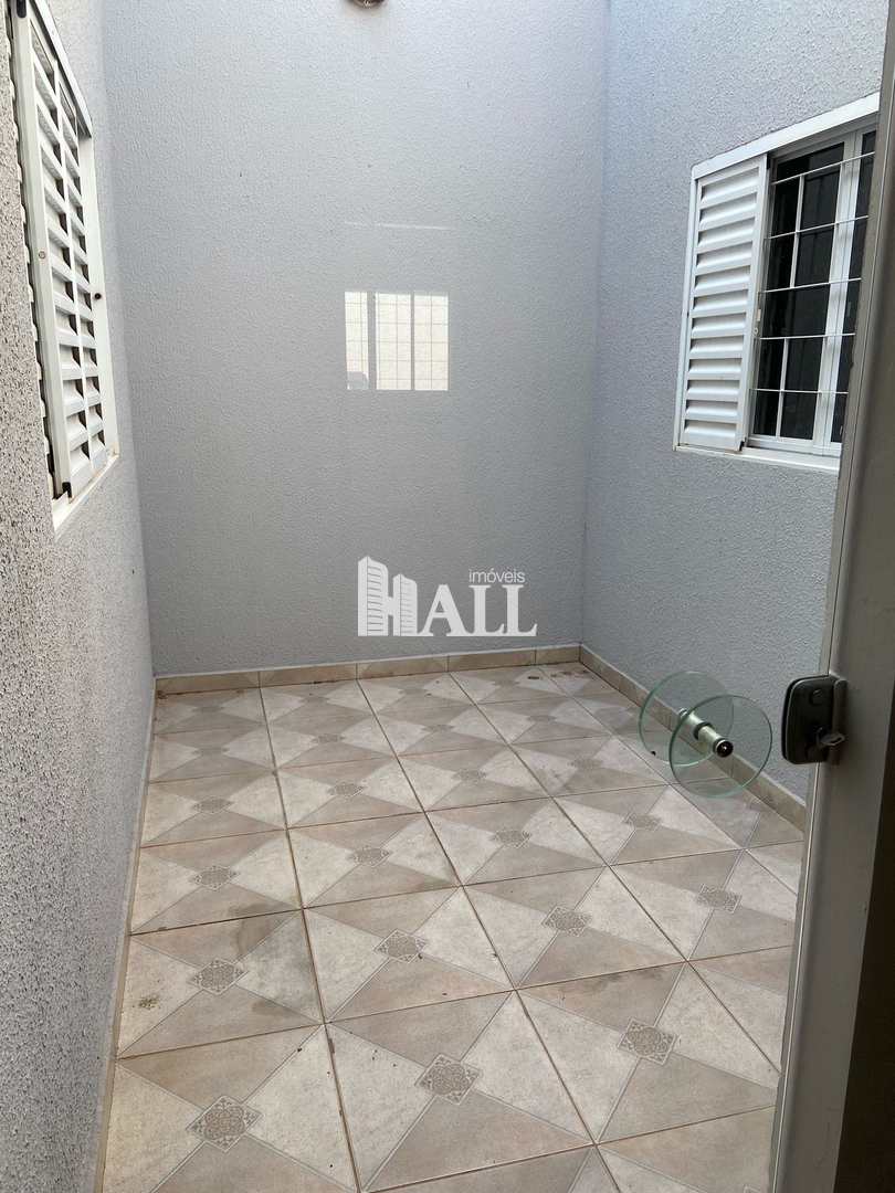 Casa à venda com 2 quartos, 80m² - Foto 9