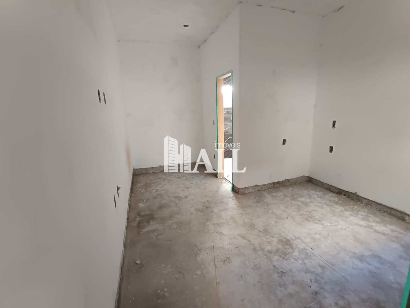 Casa à venda com 2 quartos, 70m² - Foto 2