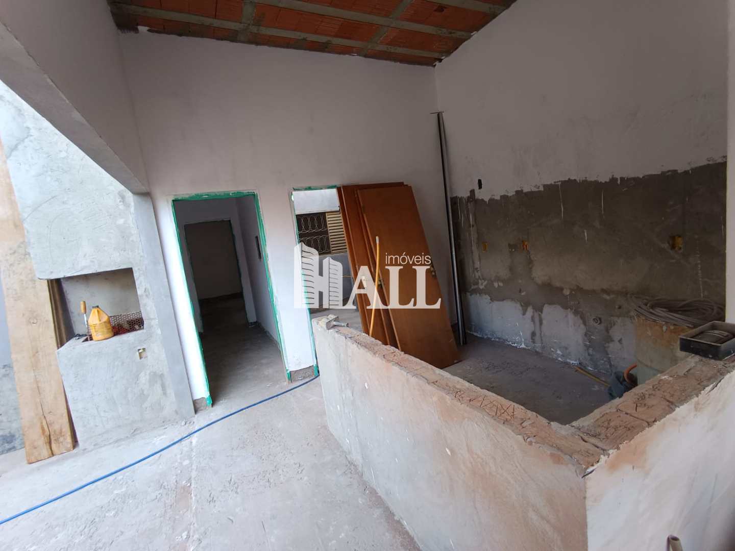 Casa à venda com 2 quartos, 70m² - Foto 5