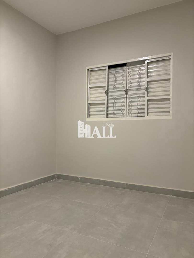 Casa à venda com 2 quartos, 62m² - Foto 9