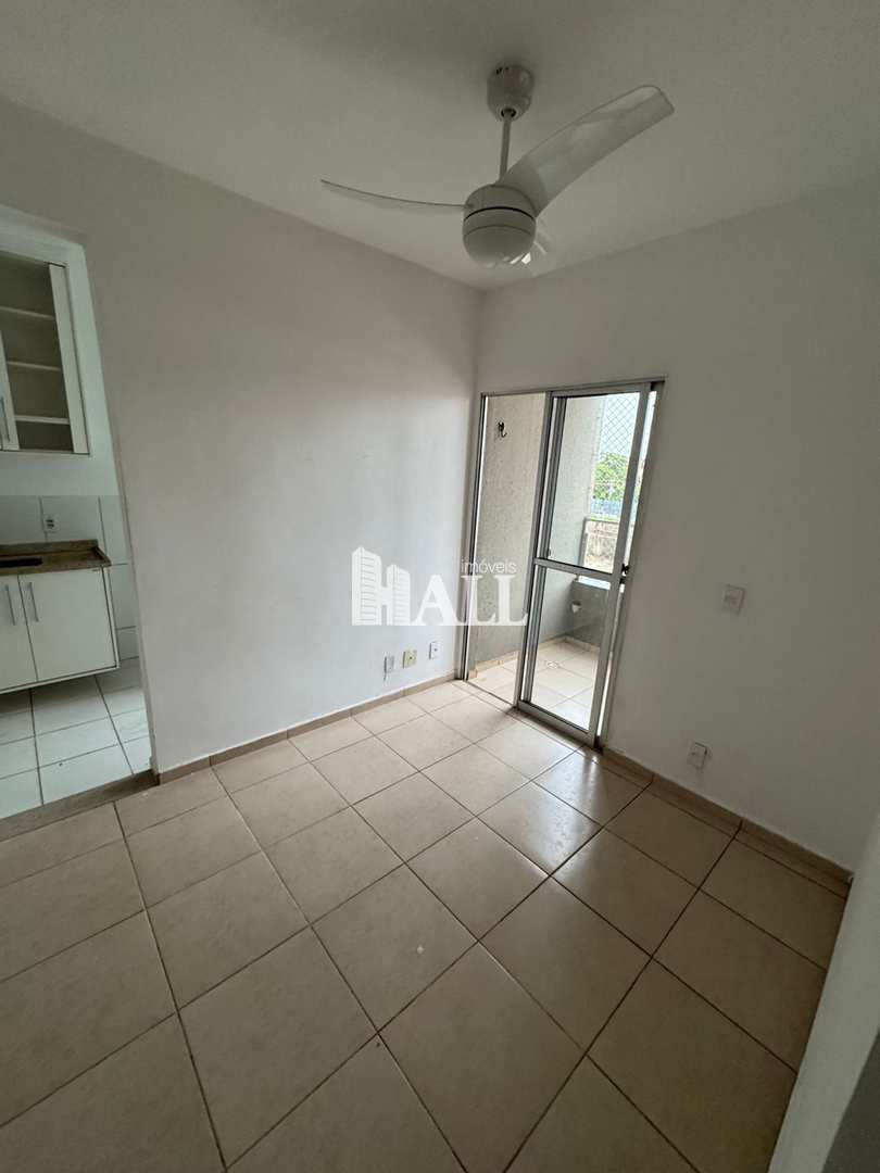 Apartamento à venda com 2 quartos, 65m² - Foto 2