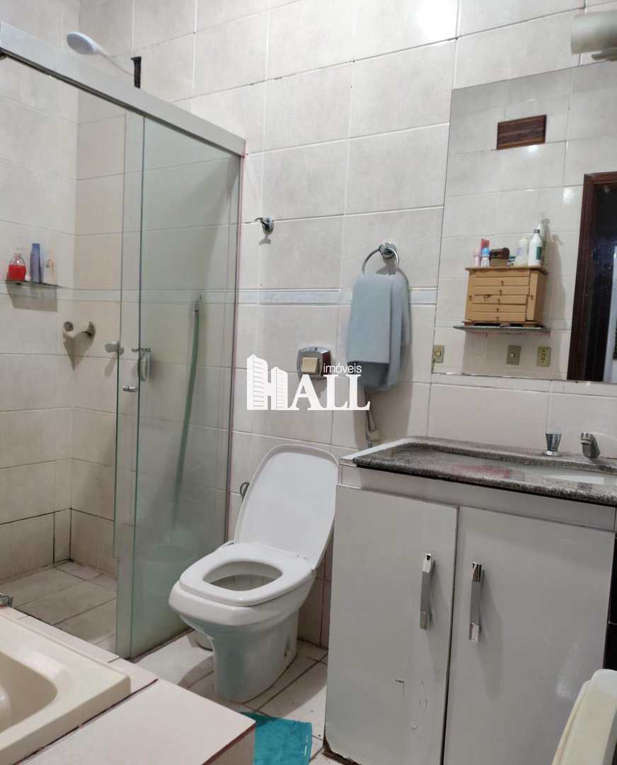 Casa à venda com 3 quartos, 210m² - Foto 14