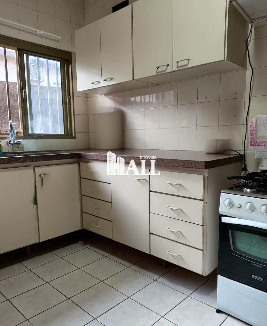 Casa à venda com 3 quartos, 210m² - Foto 10
