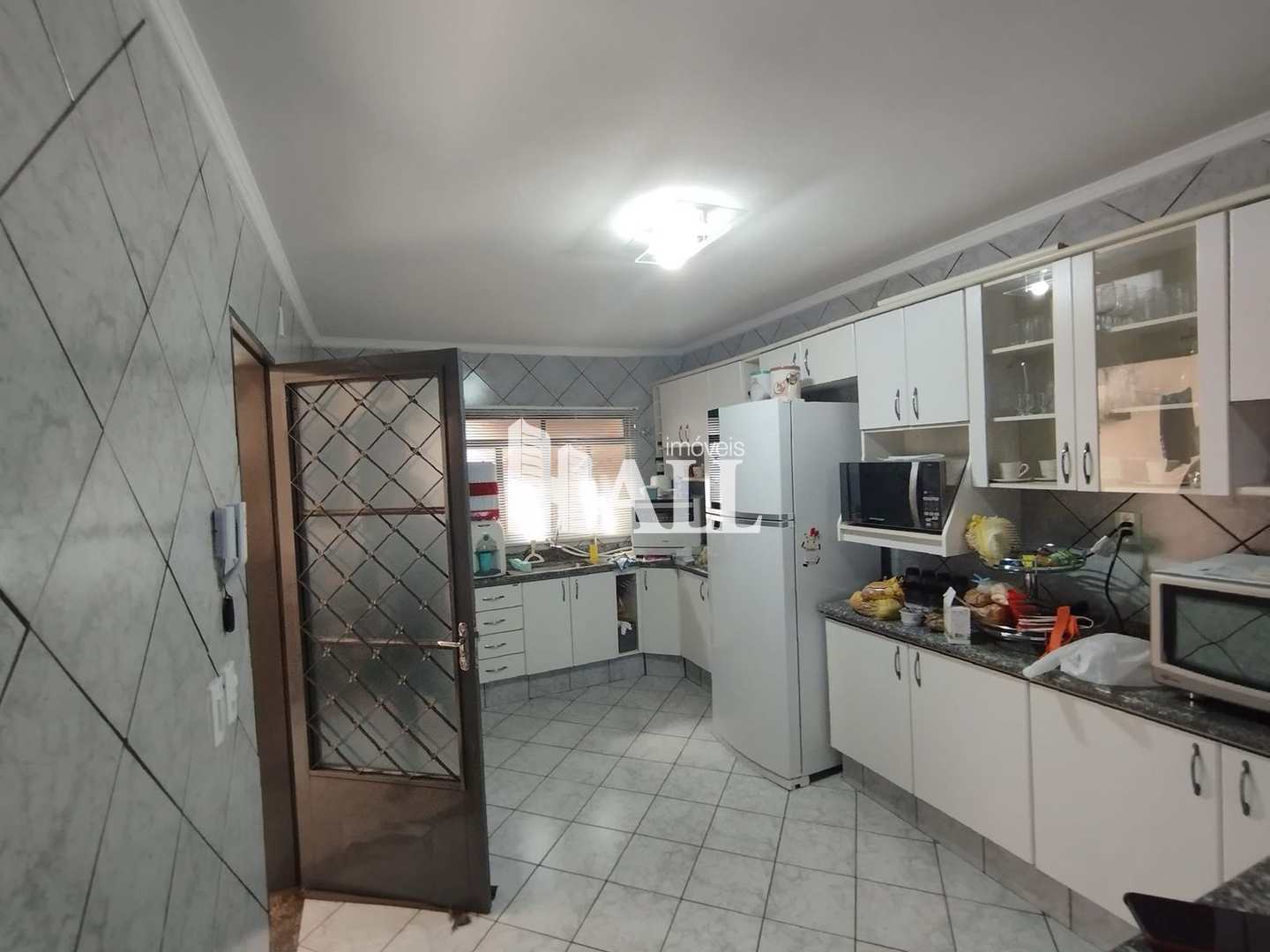 Casa à venda com 3 quartos, 200m² - Foto 5