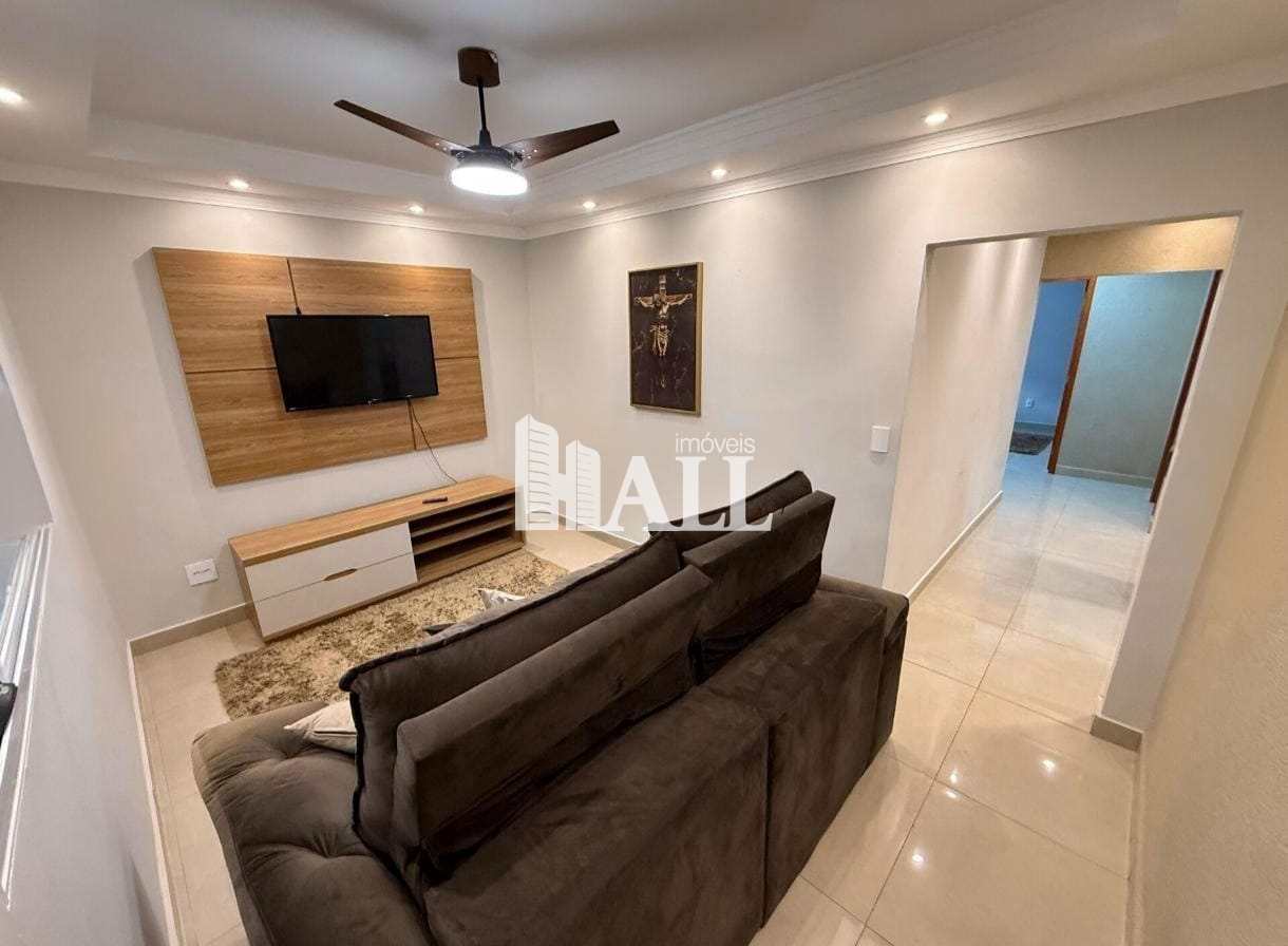 Casa à venda com 3 quartos, 105m² - Foto 1