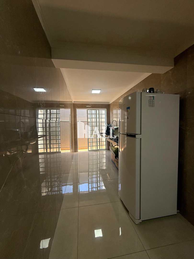 Casa à venda com 3 quartos, 105m² - Foto 6