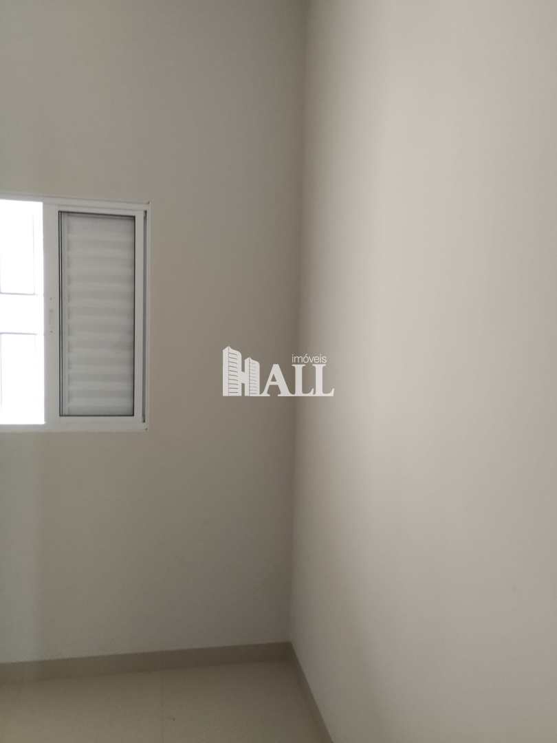 Casa à venda com 2 quartos, 200m² - Foto 3