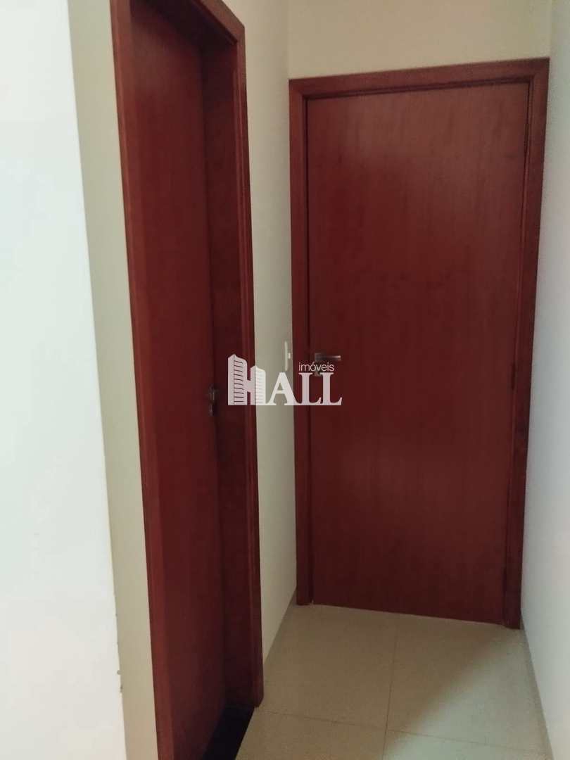 Casa à venda com 2 quartos, 200m² - Foto 9