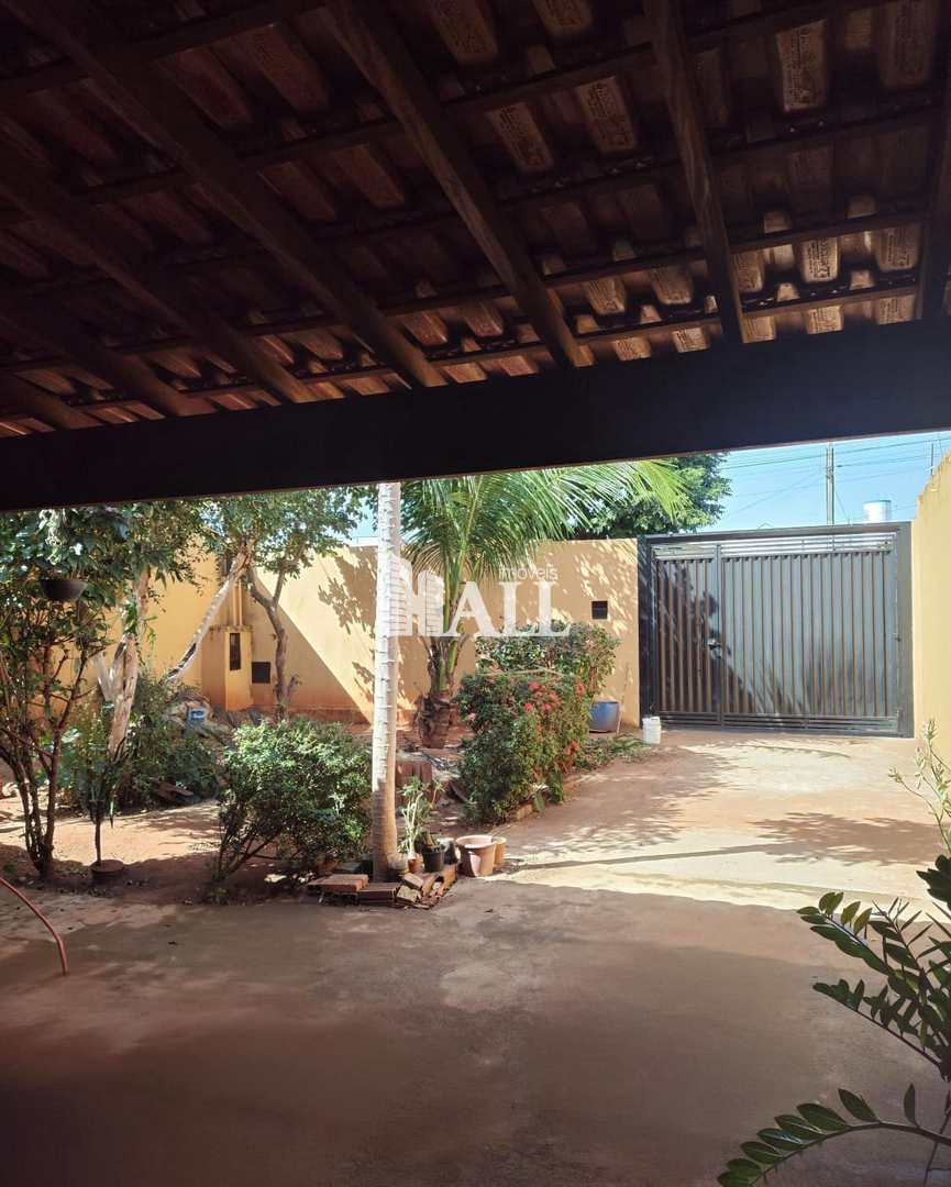 Casa à venda com 2 quartos, 106m² - Foto 11