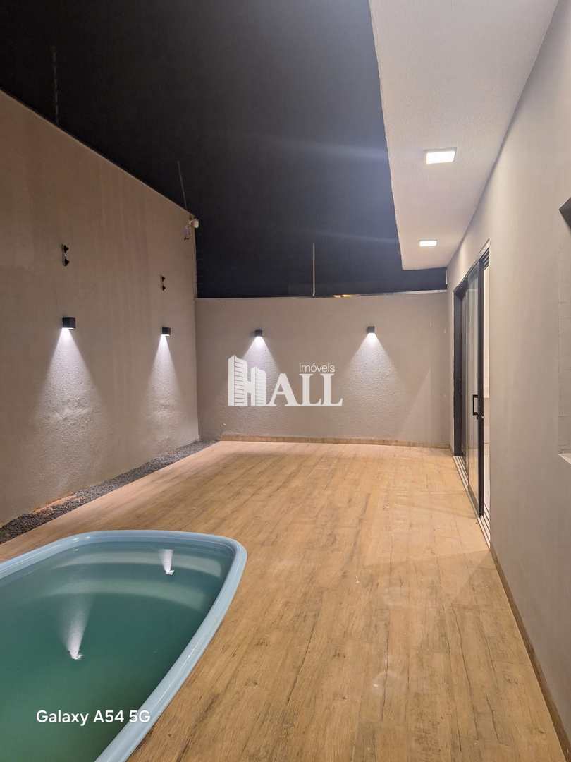 Casa à venda com 3 quartos, 100m² - Foto 16