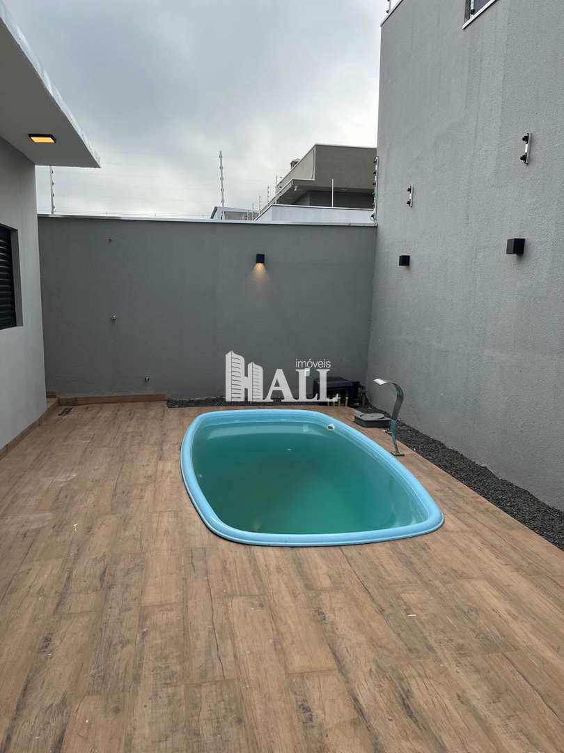 Casa à venda com 3 quartos, 100m² - Foto 17