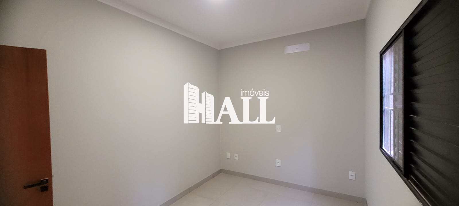 Casa à venda com 2 quartos, 70m² - Foto 13