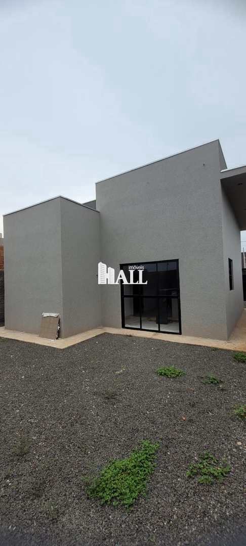 Casa à venda com 2 quartos, 70m² - Foto 18