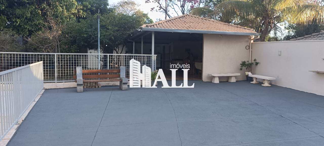 Chácara à venda com 2 quartos, 200m² - Foto 26