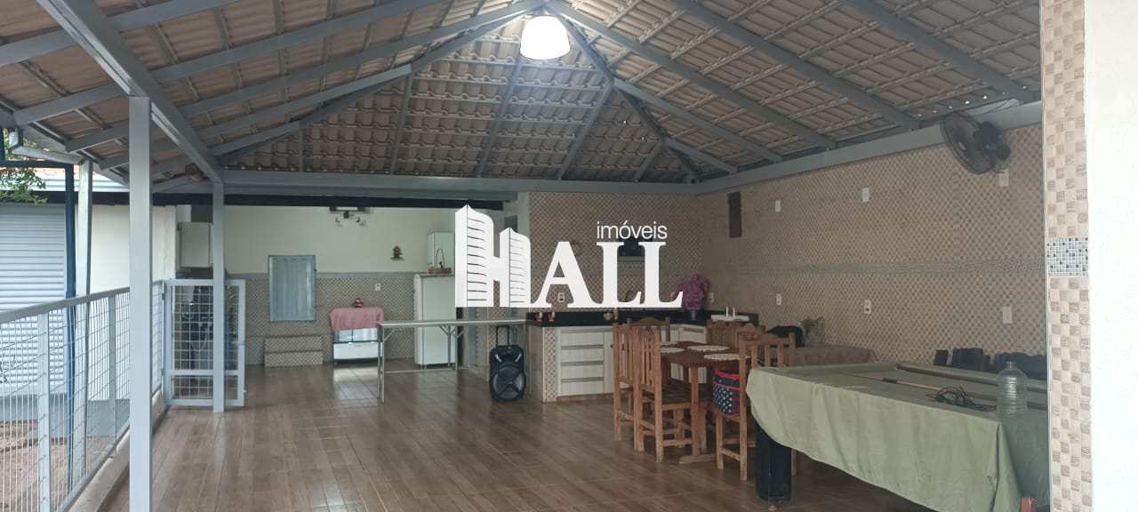 Chácara à venda com 2 quartos, 200m² - Foto 24