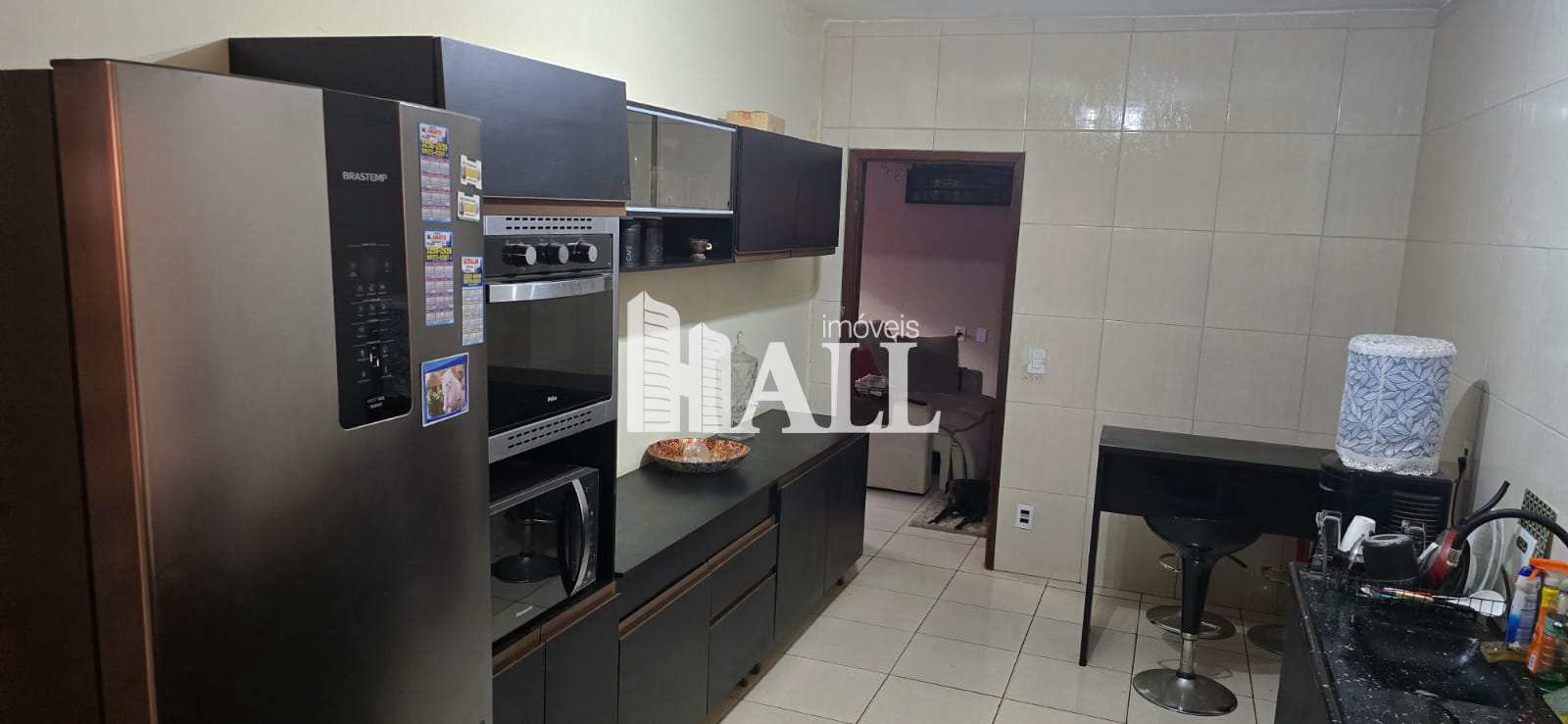 Casa à venda com 2 quartos, 100m² - Foto 1