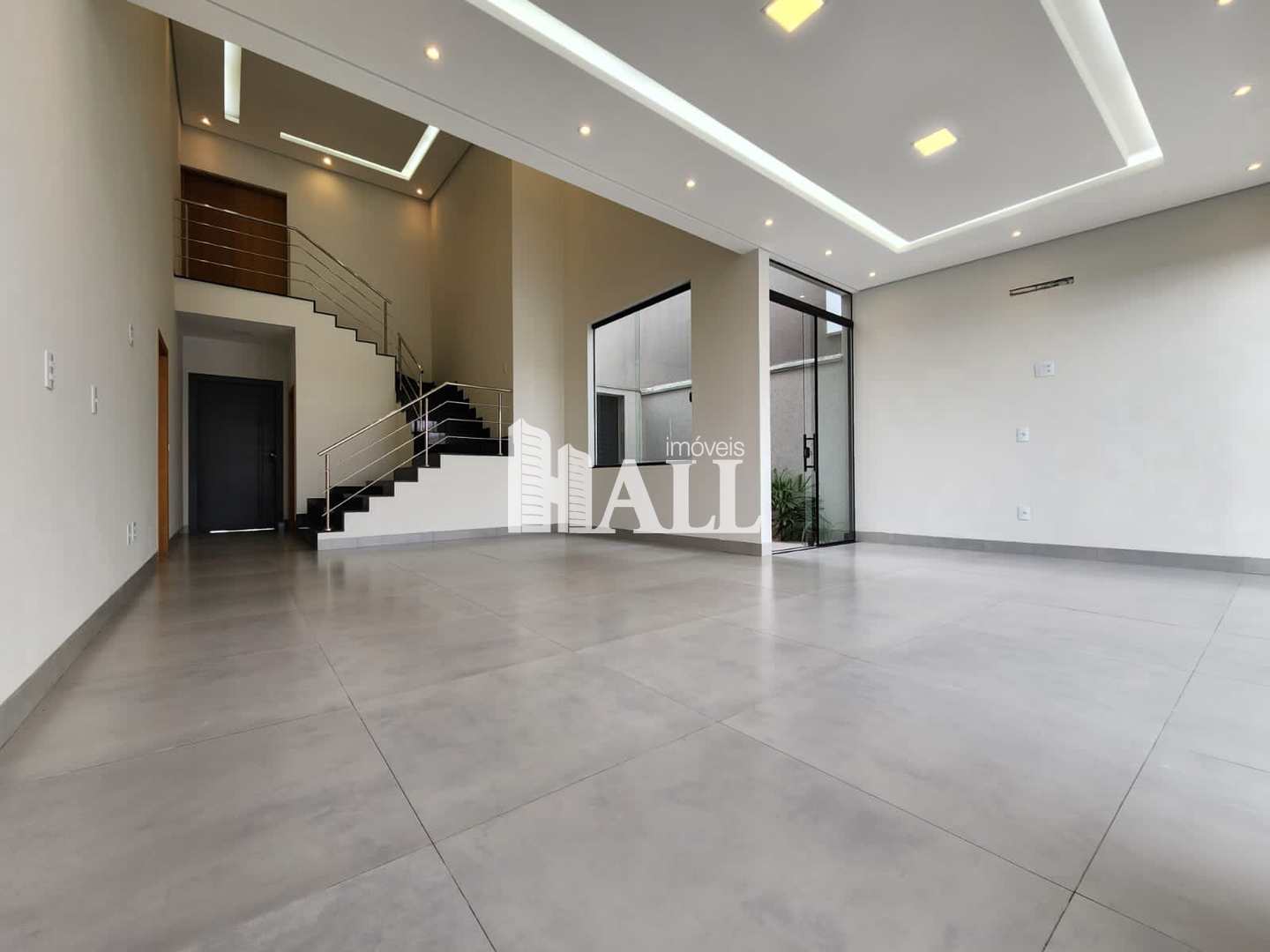 Casa de Condomínio à venda com 3 quartos, 200m² - Foto 2