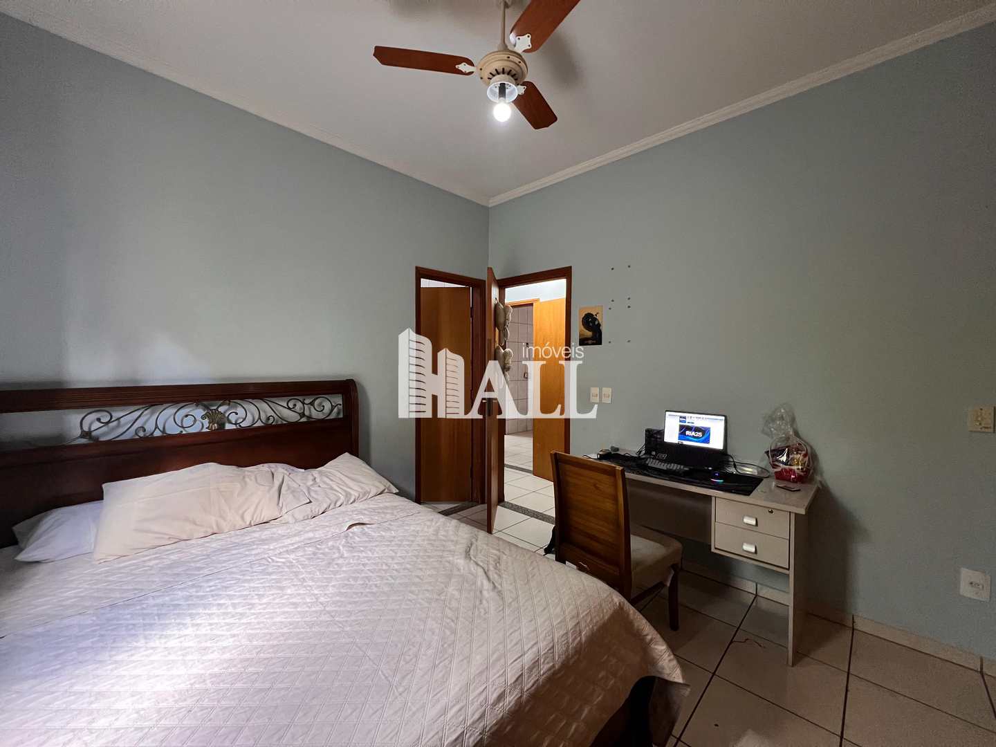 Casa à venda com 4 quartos, 235m² - Foto 11