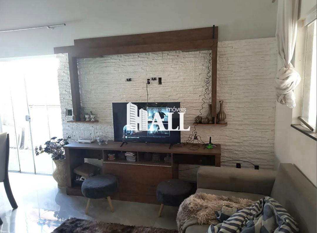 Casa à venda com 2 quartos, 135m² - Foto 11