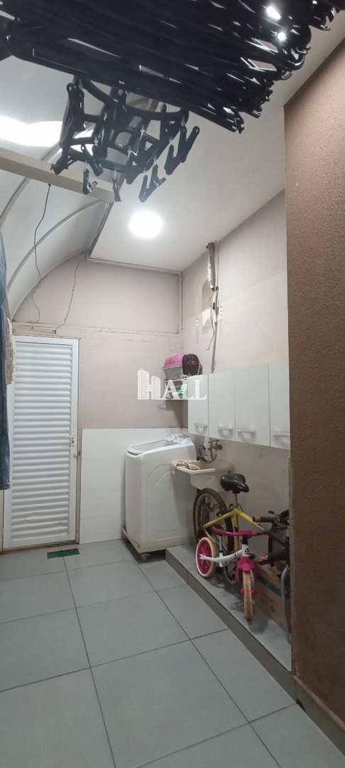 Casa à venda com 2 quartos, 166m² - Foto 24
