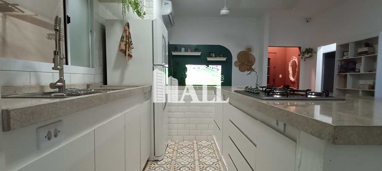 Casa à venda com 2 quartos, 166m² - Foto 9