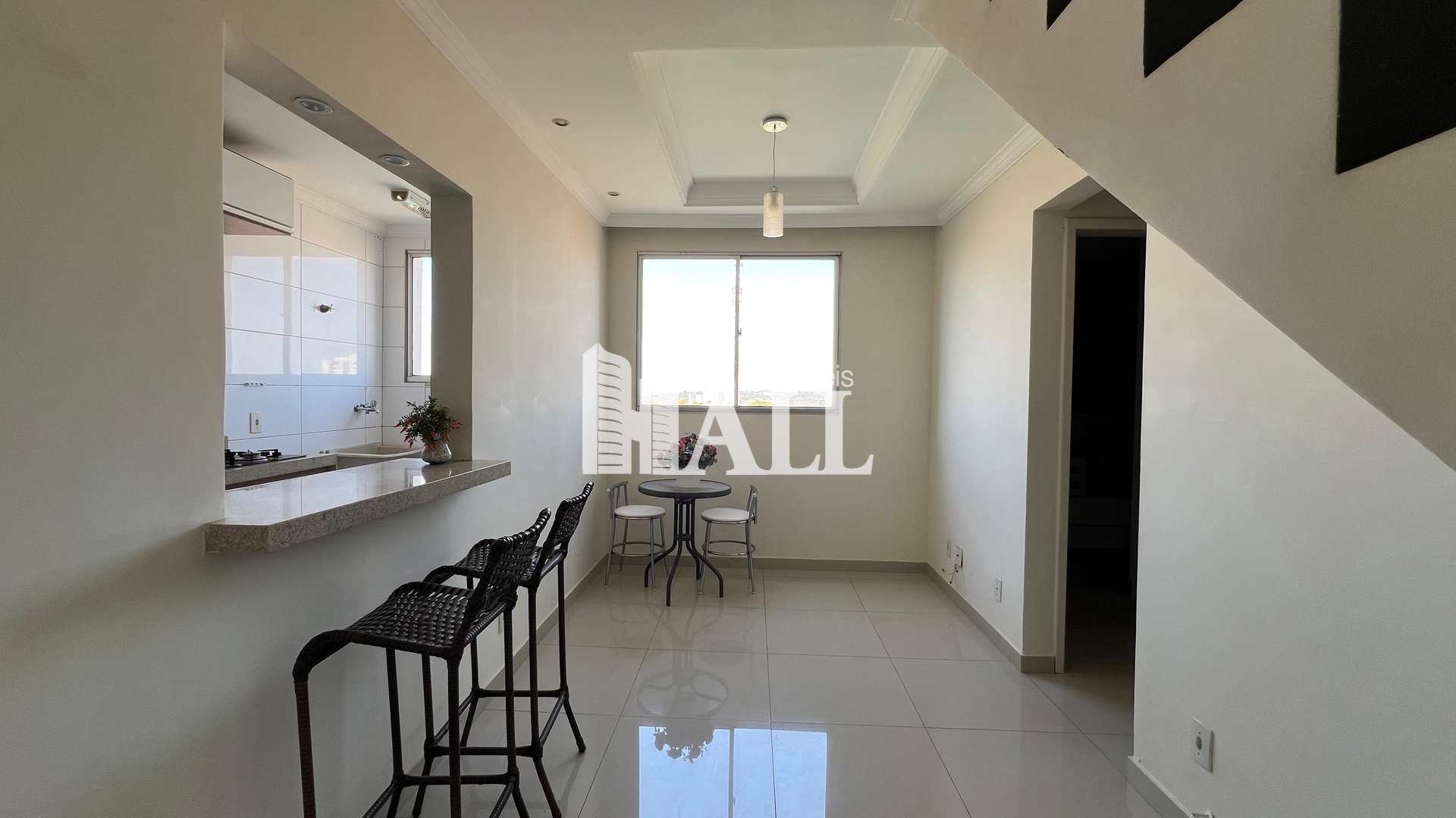 Cobertura à venda com 2 quartos, 90m² - Foto 1