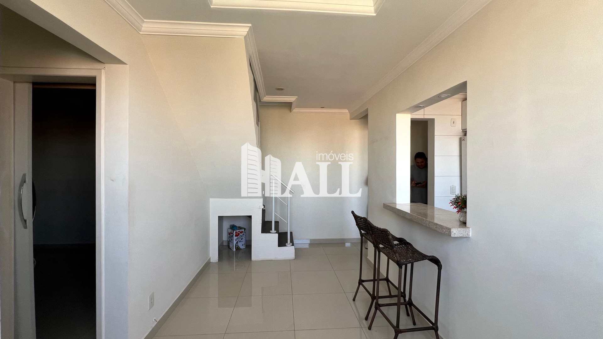 Cobertura à venda com 2 quartos, 90m² - Foto 2