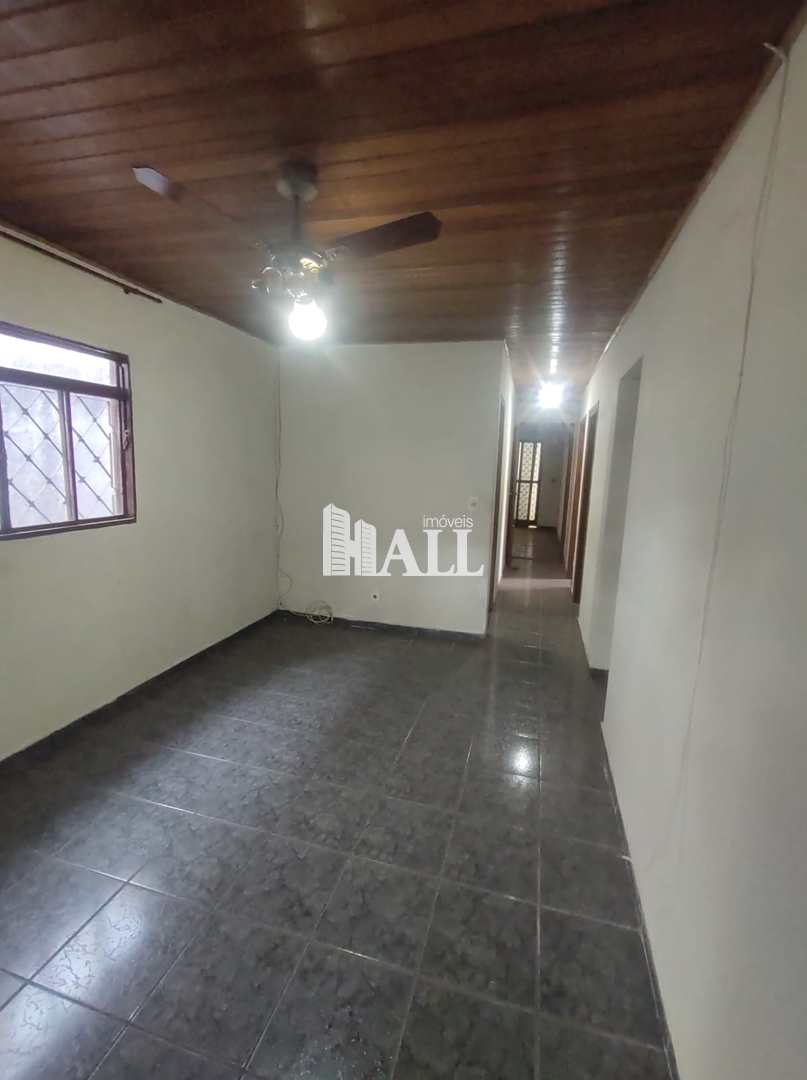 Casa à venda com 3 quartos, 175m² - Foto 1