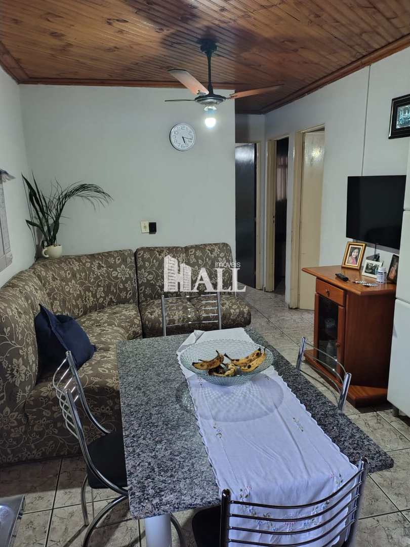 Casa à venda com 3 quartos, 160m² - Foto 1