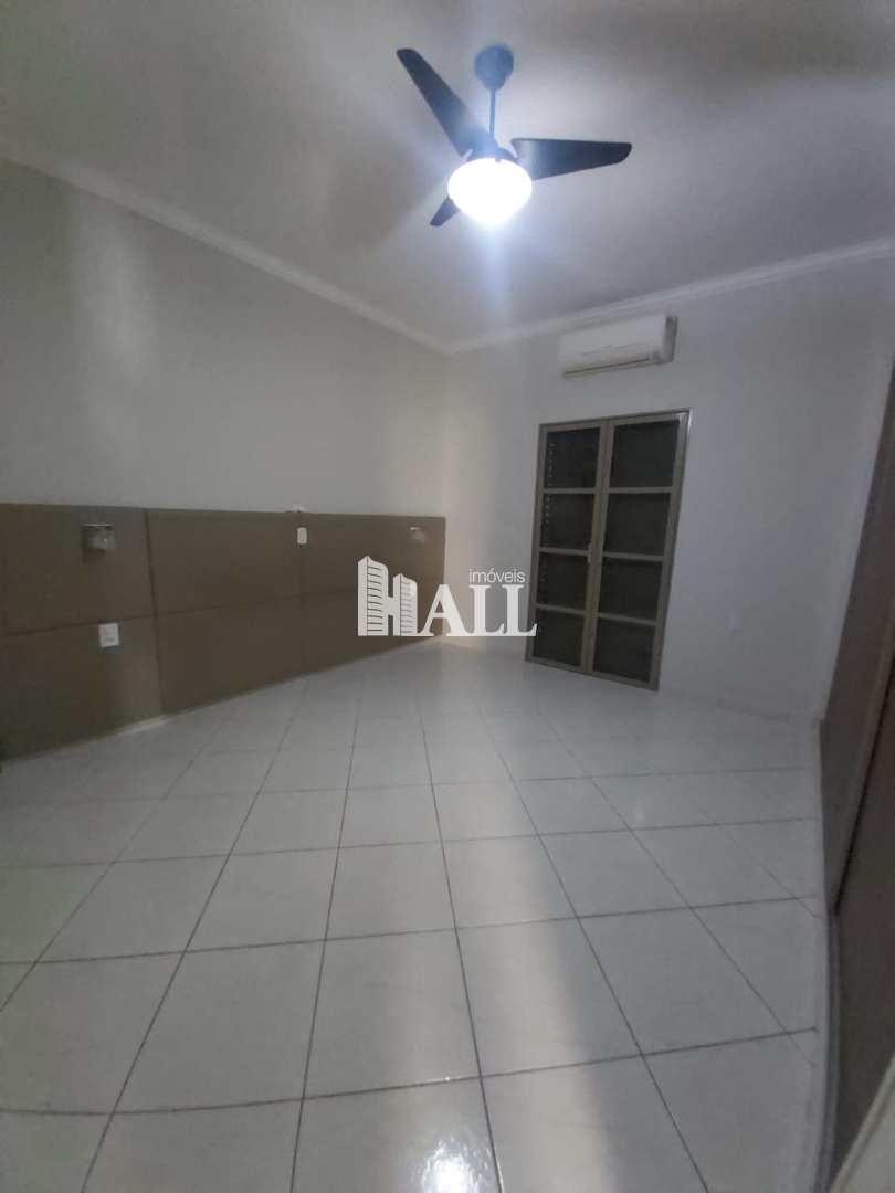 Casa à venda com 3 quartos, 230m² - Foto 6