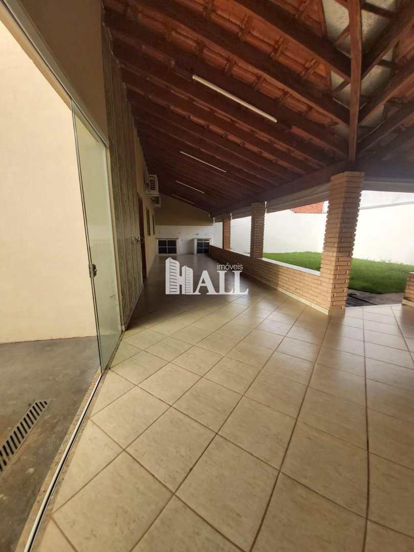 Casa à venda com 3 quartos, 230m² - Foto 28
