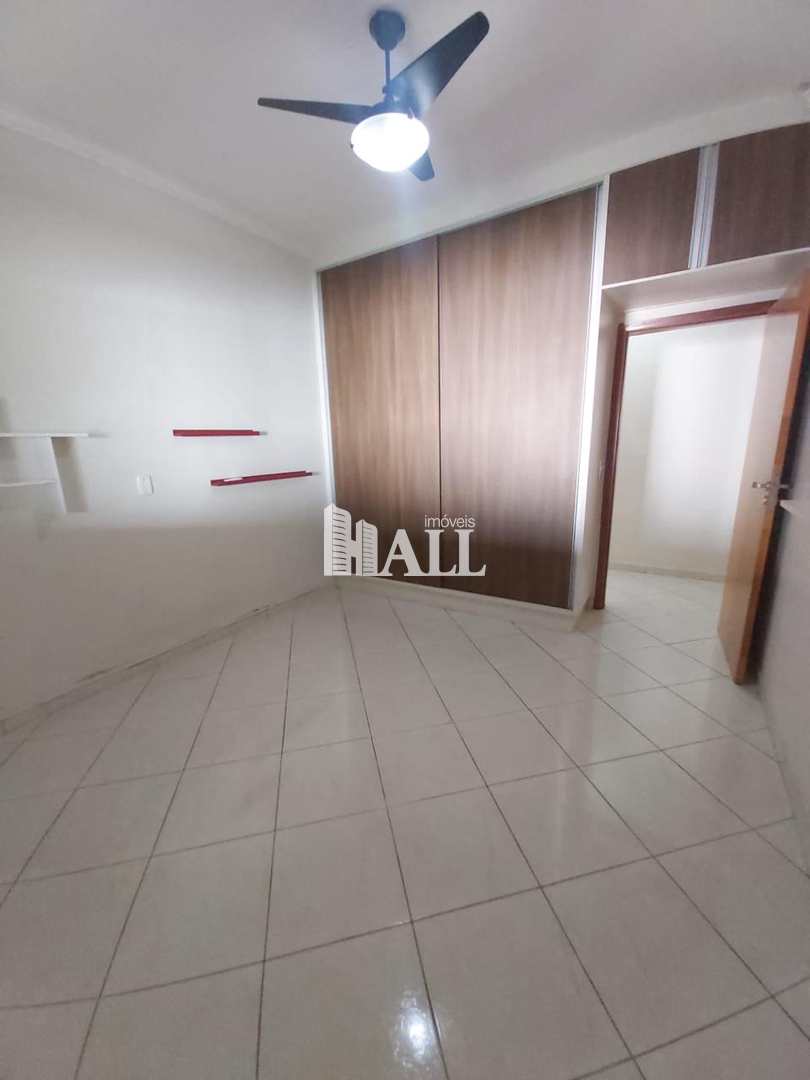 Casa à venda com 3 quartos, 230m² - Foto 8