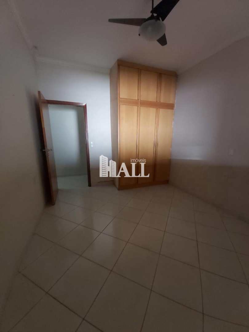 Casa à venda com 3 quartos, 230m² - Foto 13