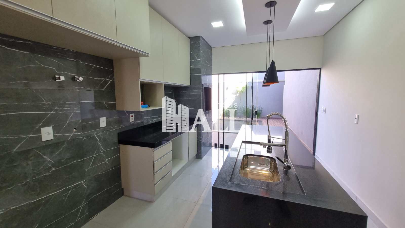 Casa de Condomínio à venda com 3 quartos, 150m² - Foto 8