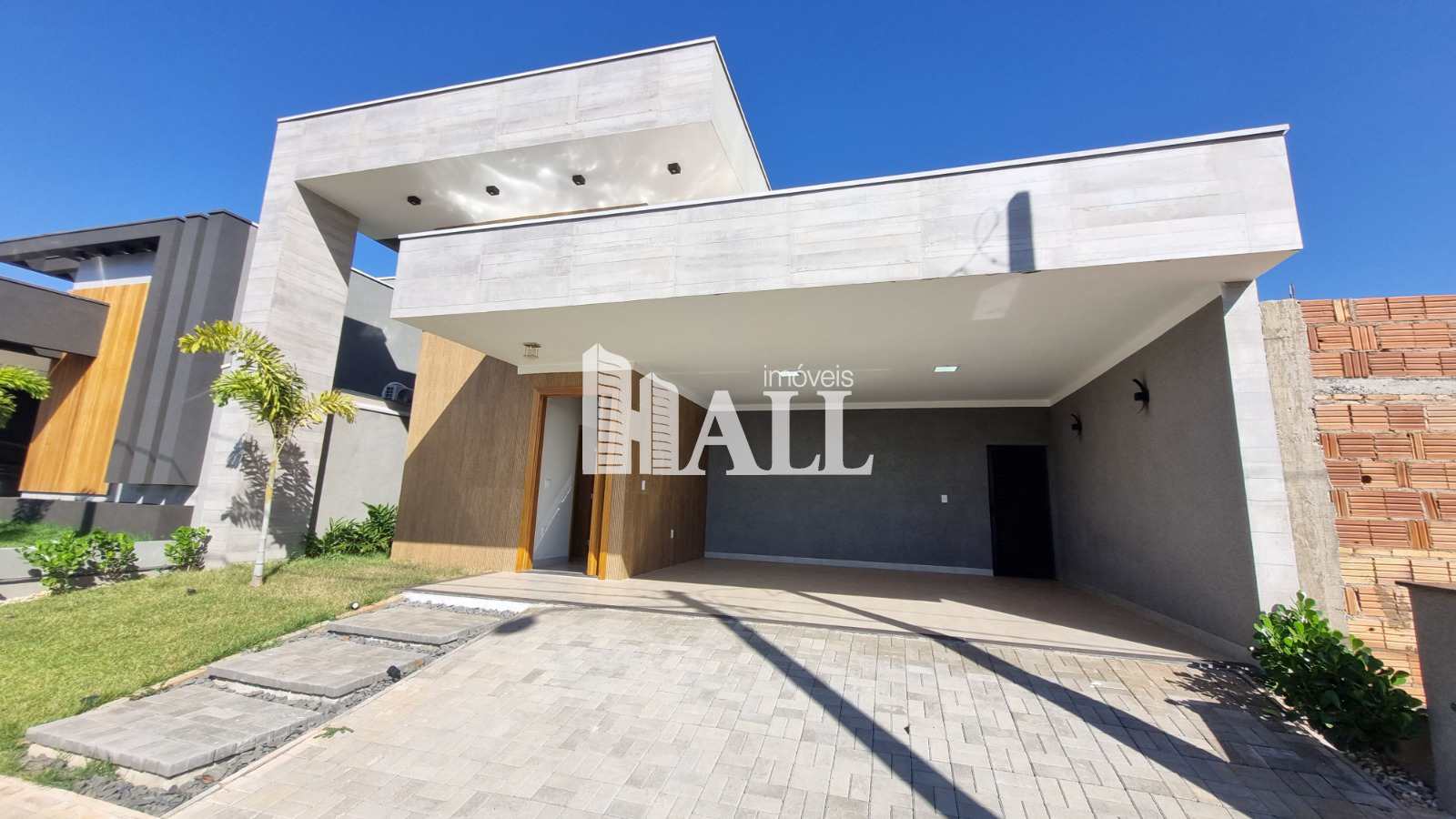 Casa de Condomínio à venda com 3 quartos, 150m² - Foto 1
