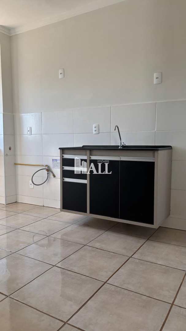 Apartamento à venda com 2 quartos, 44m² - Foto 2