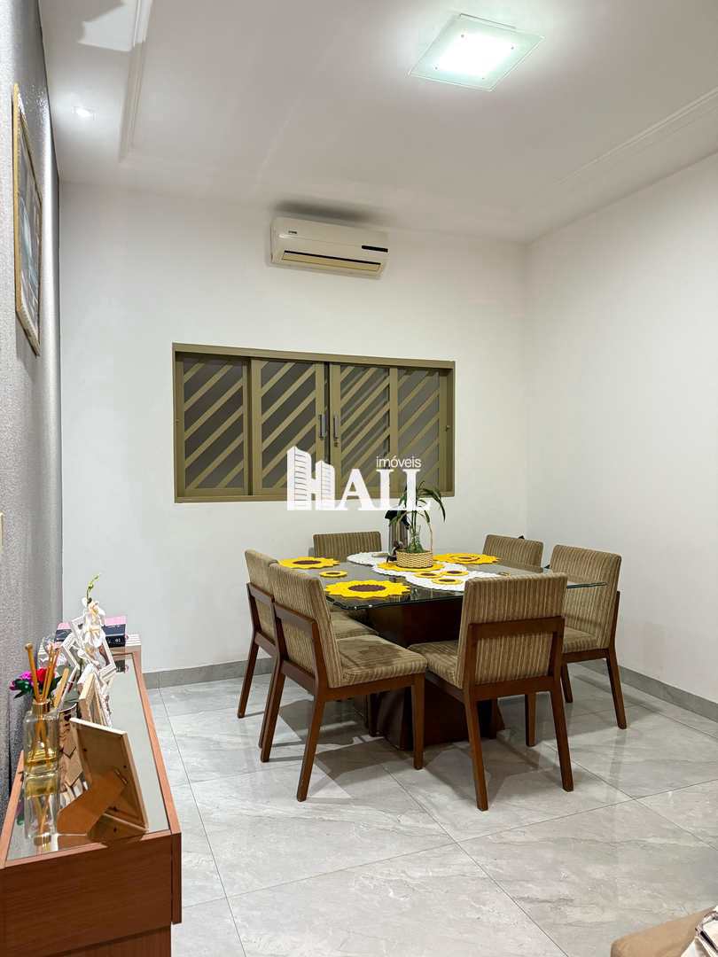 Casa à venda com 3 quartos, 130m² - Foto 14