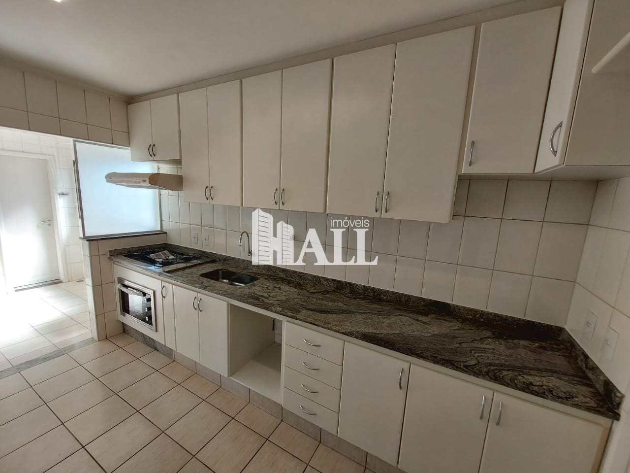 Apartamento à venda com 3 quartos, 115m² - Foto 3