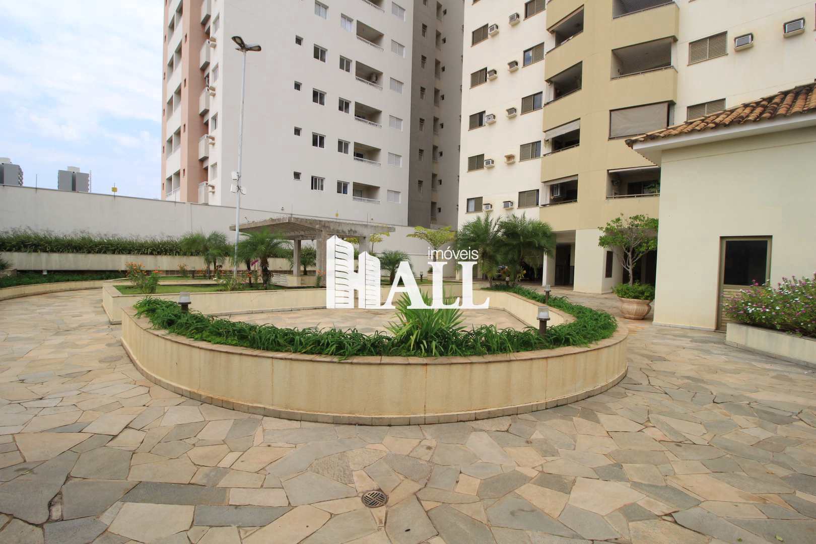 Apartamento à venda com 3 quartos, 115m² - Foto 26